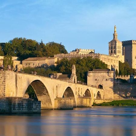 Camille - Charmant T2 Moderne Et Calme Chateaurenard Bagian luar foto